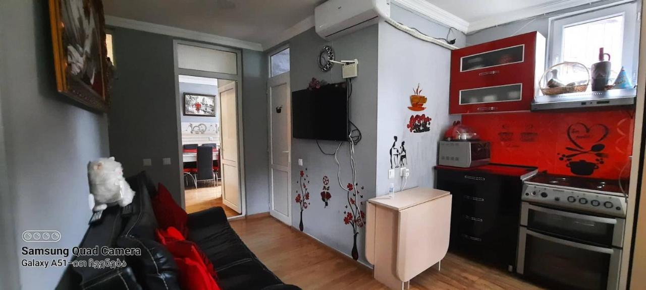 Apart-Otel Nino Borjomi Bagian luar foto
