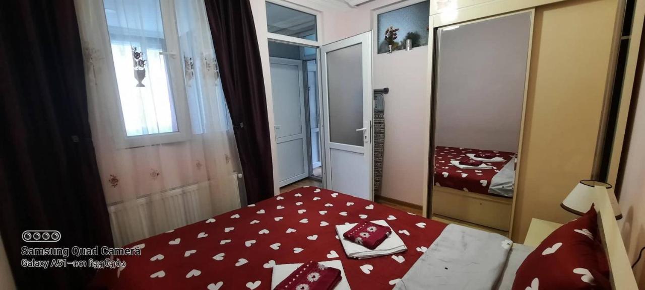 Apart-Otel Nino Borjomi Bagian luar foto